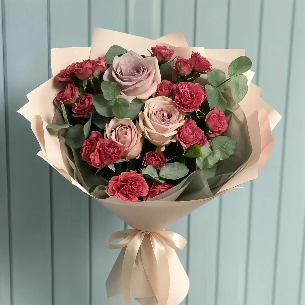 Букет цветов из: Гвоздики и Розы в Кировске Мурманской области