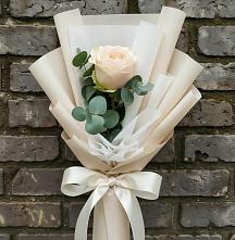 Букет цветов из:  Розы в Кировске Мурманской области