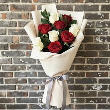 Букет цветов из:  Розы в Кировске Мурманской области