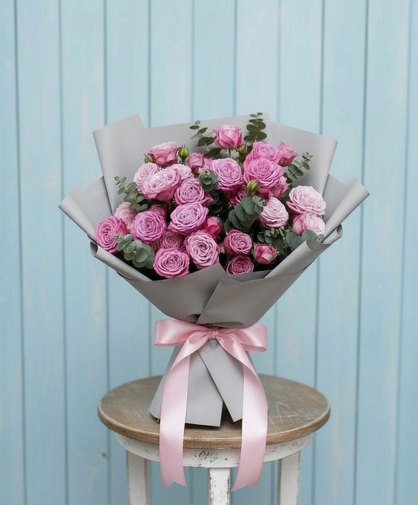 Букет цветов из: Розы в Кировске Мурманской области