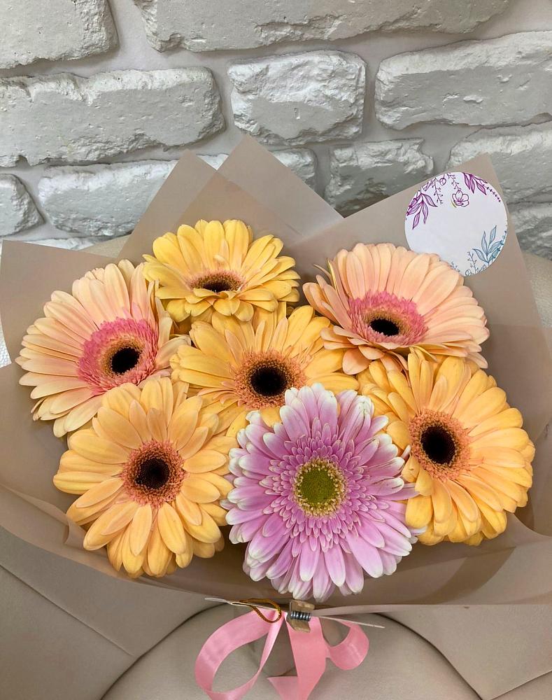 Букет цветов из: Герберы в Кировске Мурманской области