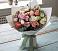 Букет цветов из: Розы, Лизиантусы и Гвоздики в Кировске Мурманской области