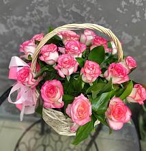 Цветочная композиция из Розы в корзине #REPLACE_PRED# Кировске Мурманской области