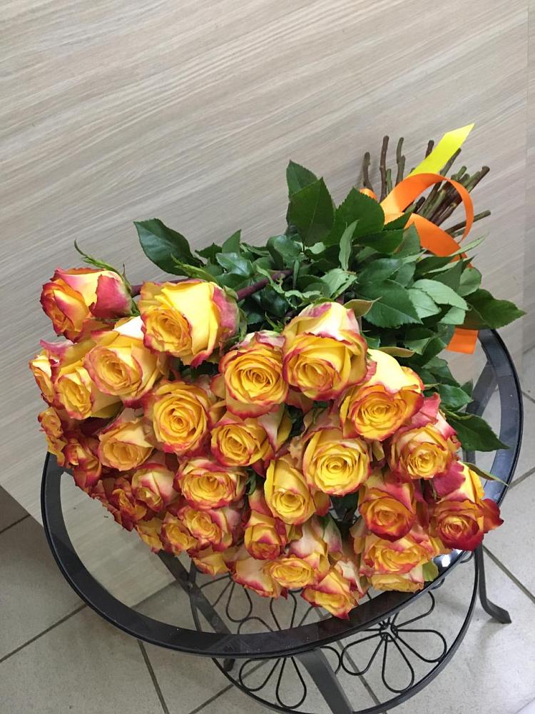 Букет Желтые розы в Кировске Мурманской области