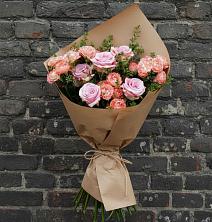 Букет цветов из:  Розы в Кировске Мурманской области