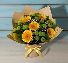 Букет цветов из:  Герберы и Хризантемы в Кировске Мурманской области