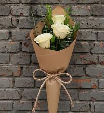 Букет цветов из:  Розы в Кировске Мурманской области