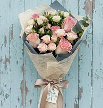 Букет цветов из:  Розы в Кировске Мурманской области