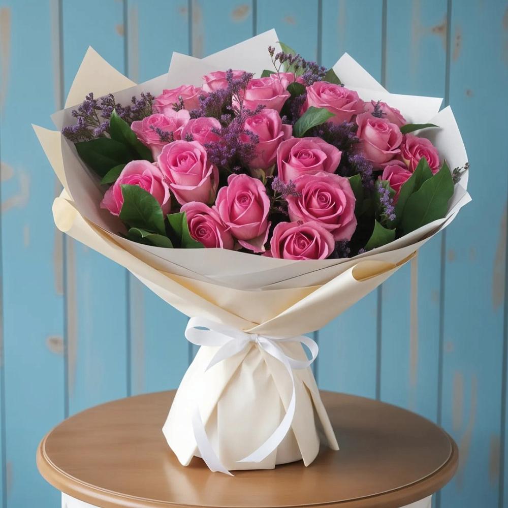 Букет цветов из: Розы в Кировске Мурманской области