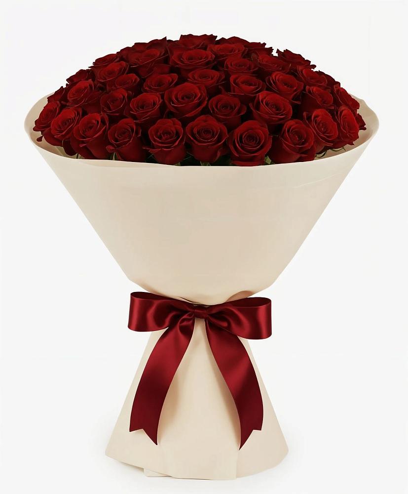 Букет 101 Бордовая роза Блэк Бакарра в Кировске Мурманской области