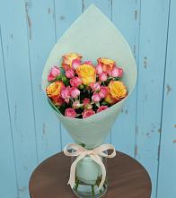 Букет цветов из:  Розы в Кировске Мурманской области