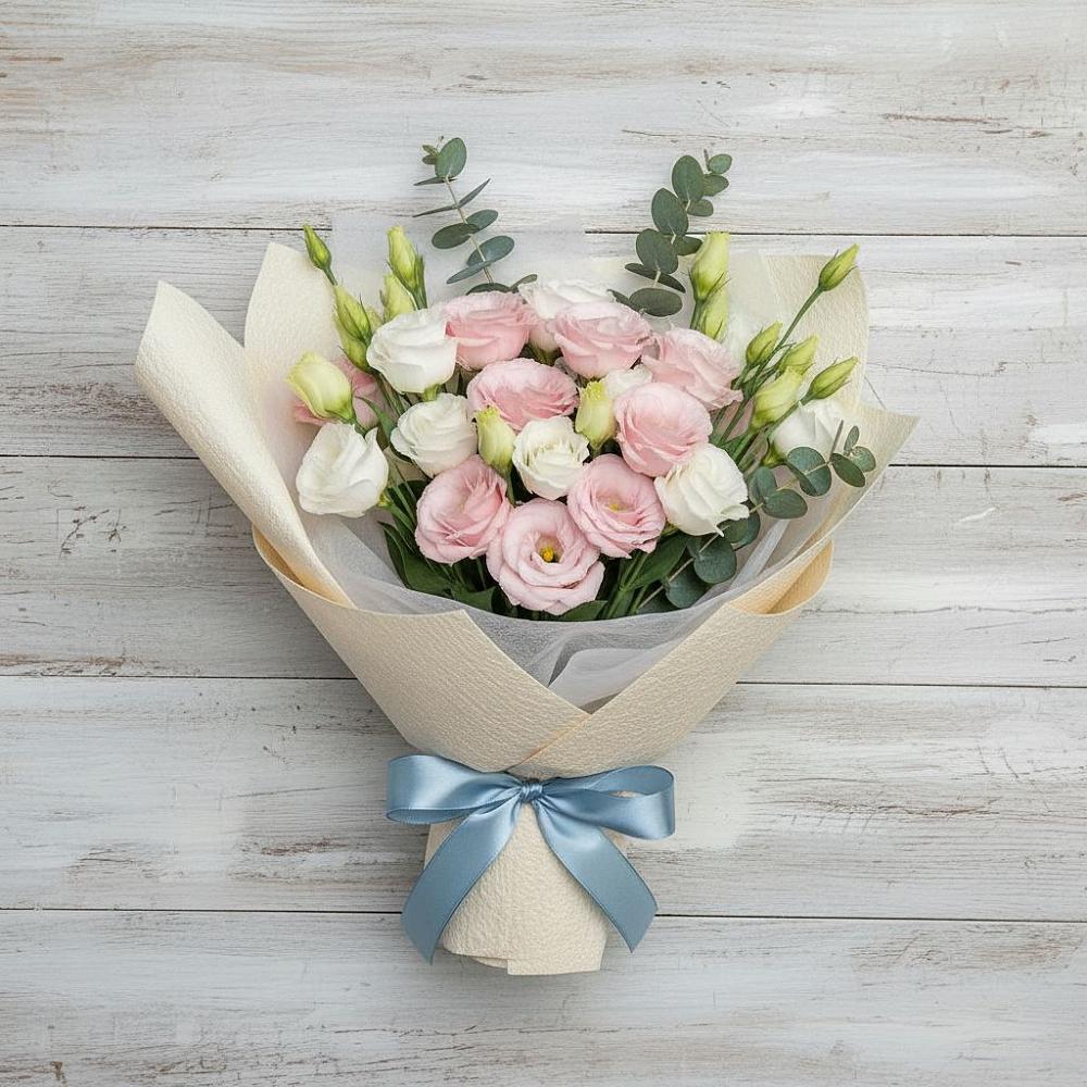 Букет цветов из: Лизиантусы в Кировске Мурманской области